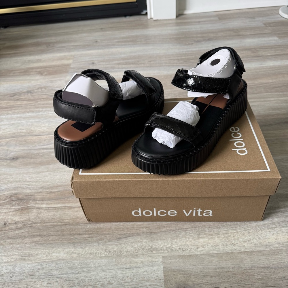 Dolce Vita Debra Midnight Platform Sandals